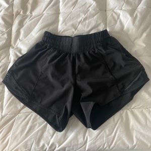 WOMENS LULULEMON SHORTS